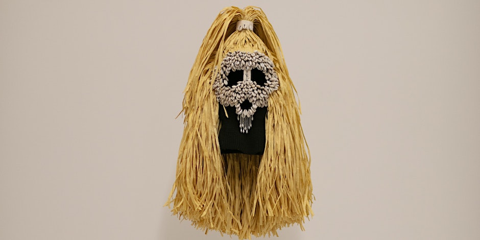 I﻿mage: Full Mask (2023), Ashanti Hare. Photographed by Kinga Krzyminska